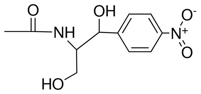 D,L-2-ACETAMIDO-1-(4-NITROPHENYL)-1,3-PROPANEDIOL