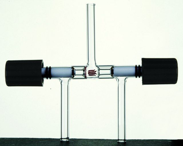 Synthware<sup>TM</sup> 3-way high vacuum valve