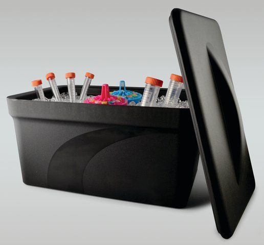 Magic Touch 2<sup>TM</sup> maxi ice pan with lid