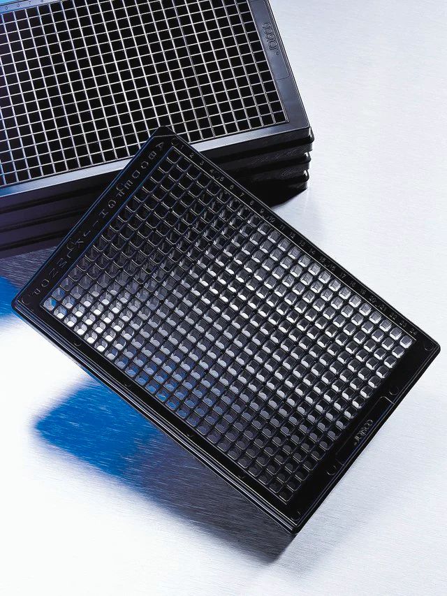 Corning<sup>®</sup> 384 well microplate