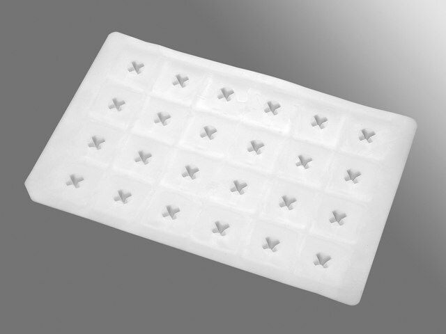 Corning<sup>®</sup> Axygen<sup>®</sup> AxyMats<sup>®</sup> 24 Well Sealing Mat for Deep Well Plates
